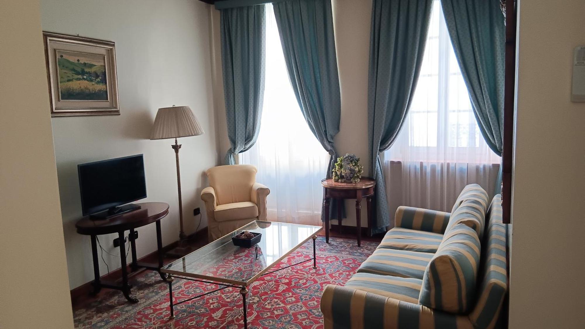 Palazzo Finati Bed & Breakfast Alba  Luaran gambar