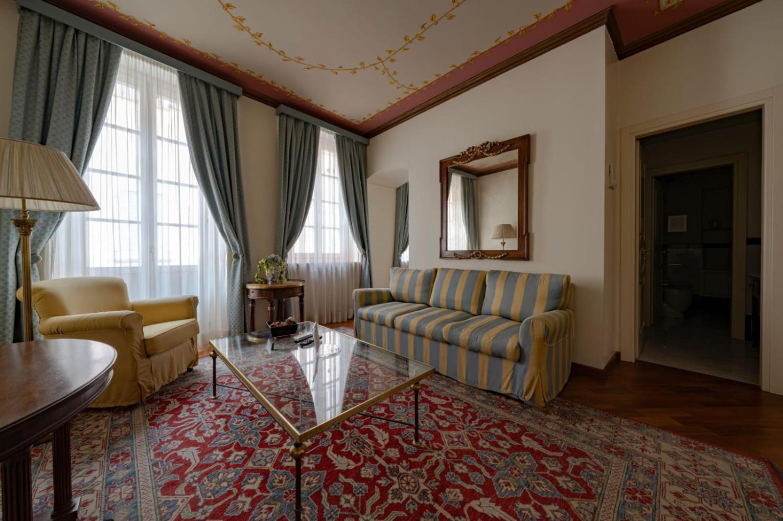 Palazzo Finati Bed & Breakfast Alba  Luaran gambar